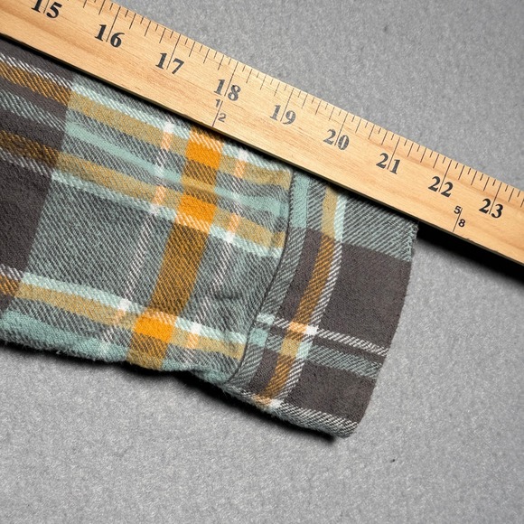Aerie Womens Plaid Flannel Button Down Shirt Grey Yellow Green Cotton K5405CVW - Picture 8 of 13